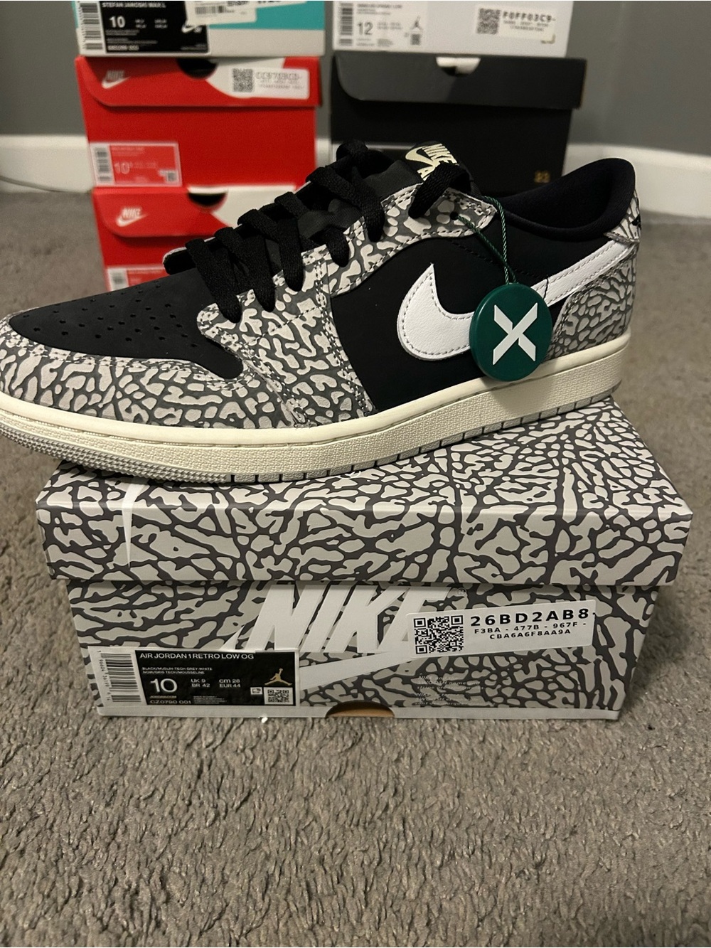 Nike Air Jordan 1 Low SE Black Cement Elephant Print 10.5 New!!